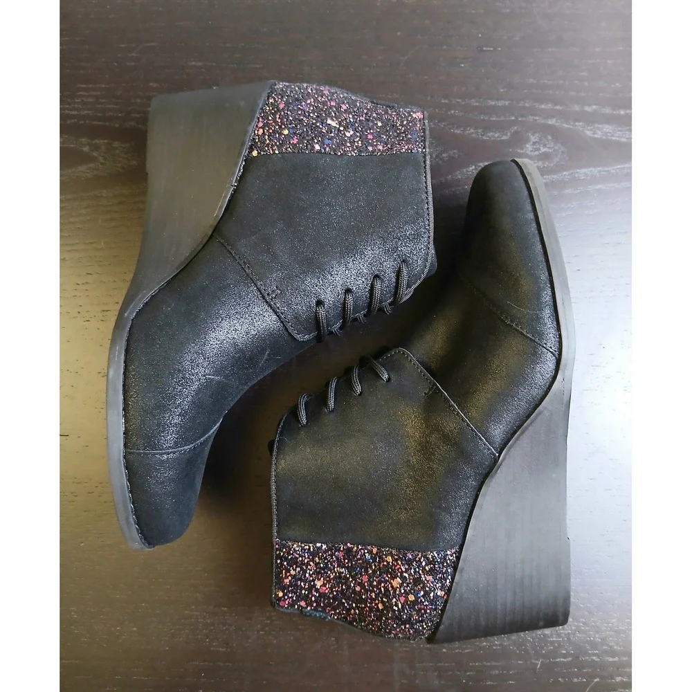 TOMS Kala Black Metallic Multi Glitter Lace Up Wedge Ankle Booties Womens 9